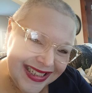 Meet your Posher, Brenda